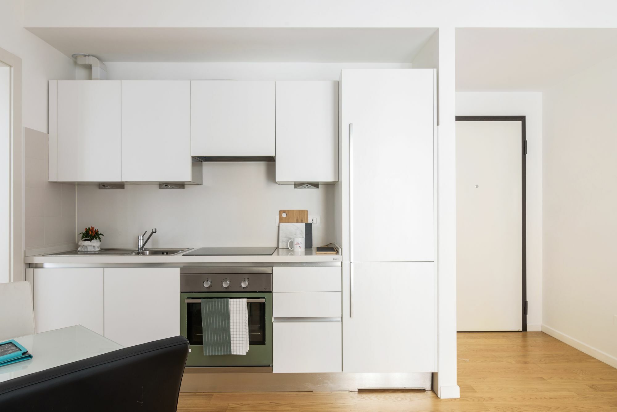 Appartement Joivy Sunny 1-Bed Flat With Balcony à Milan Extérieur photo