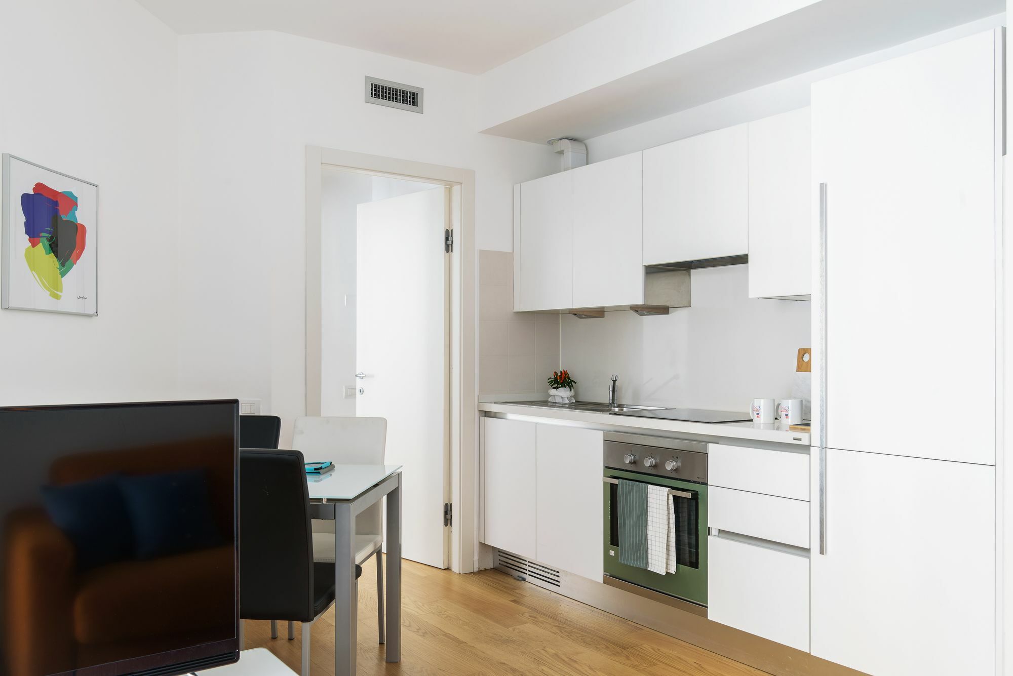 Appartement Joivy Sunny 1-Bed Flat With Balcony à Milan Extérieur photo